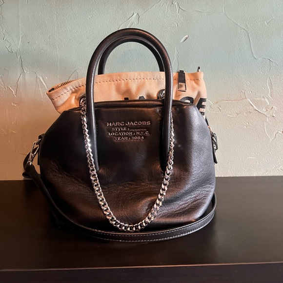 MARC JACOBS Black Mini “The Duet” Top Handle Bag - Picture 2 of 8